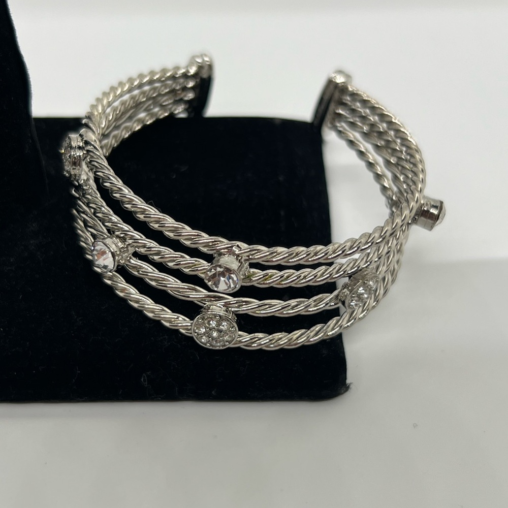 Cookie Lee Bracelet Open‎ Cuff Rhinestone Stations Silver